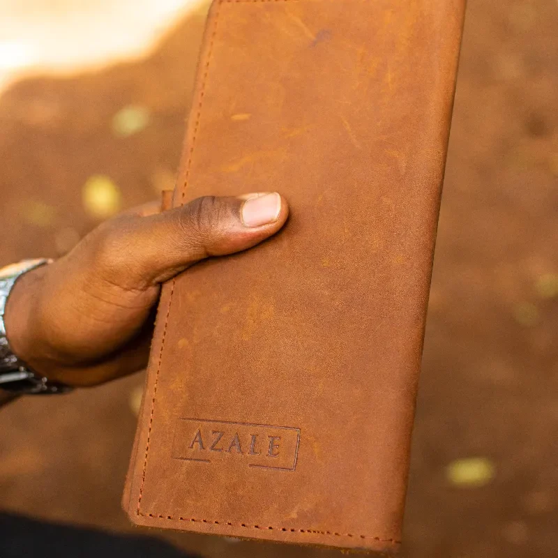 Azale chequebook holder - Back side