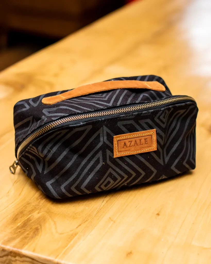 petal washbag